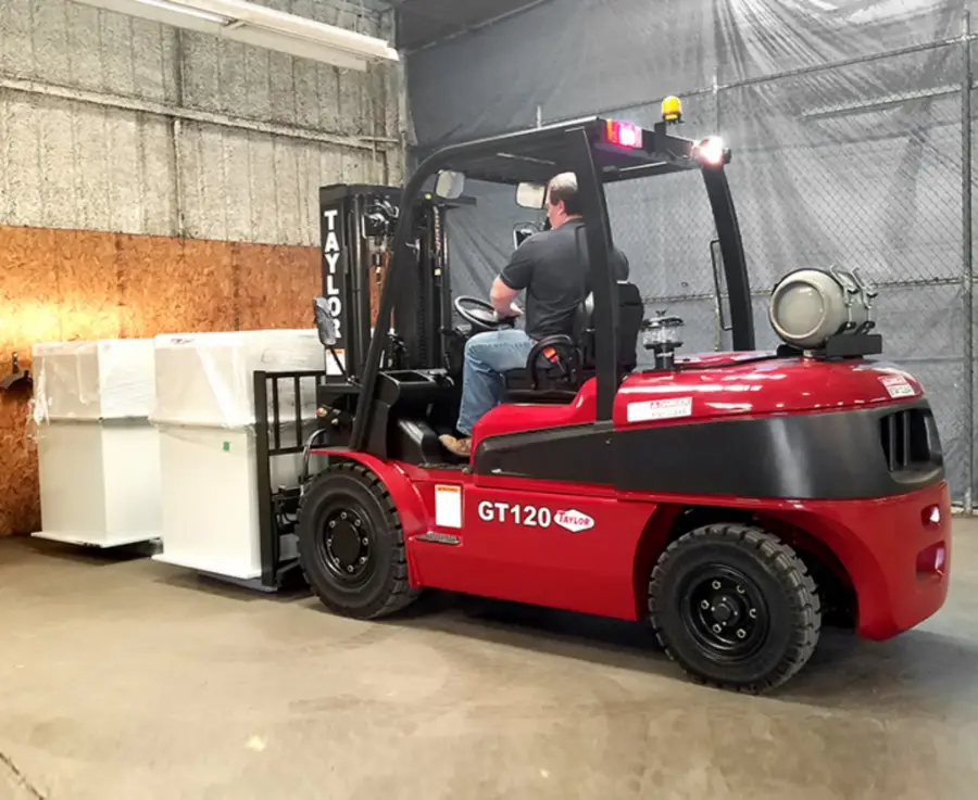 Taylor GTR-120 GT Series Pneumatic Tire Forklift