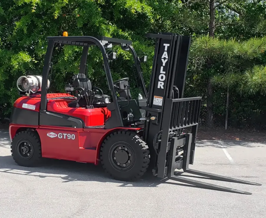 Taylor GTR-90 GT Series Pneumatic Tire Forklift