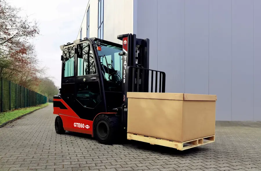 Taylor GTE-60 Electric Pneumatic Tire Forklift Electric Lifts