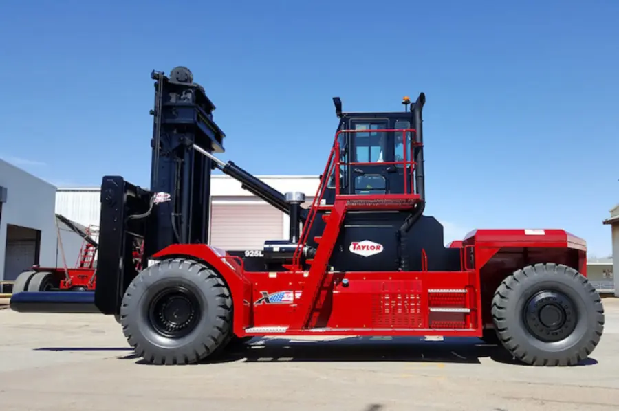 Taylor X-800L High Capacity Pneumatic Tire Forklift