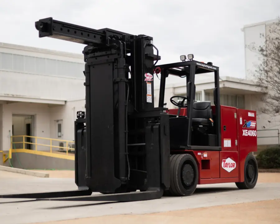 Taylor XE-4060 XE Series Cushion Tire Forklift