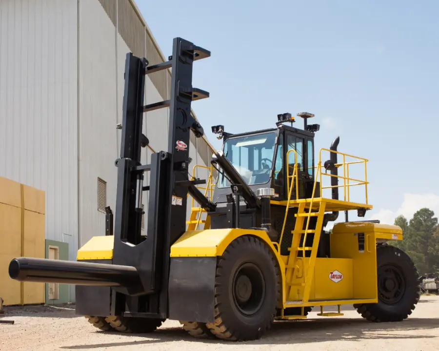 Taylor XH-925L High Capacity Pneumatic Tire Forklift