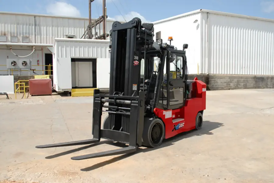 Taylor XHC-250S XHC Series Cushion Tire Forklift