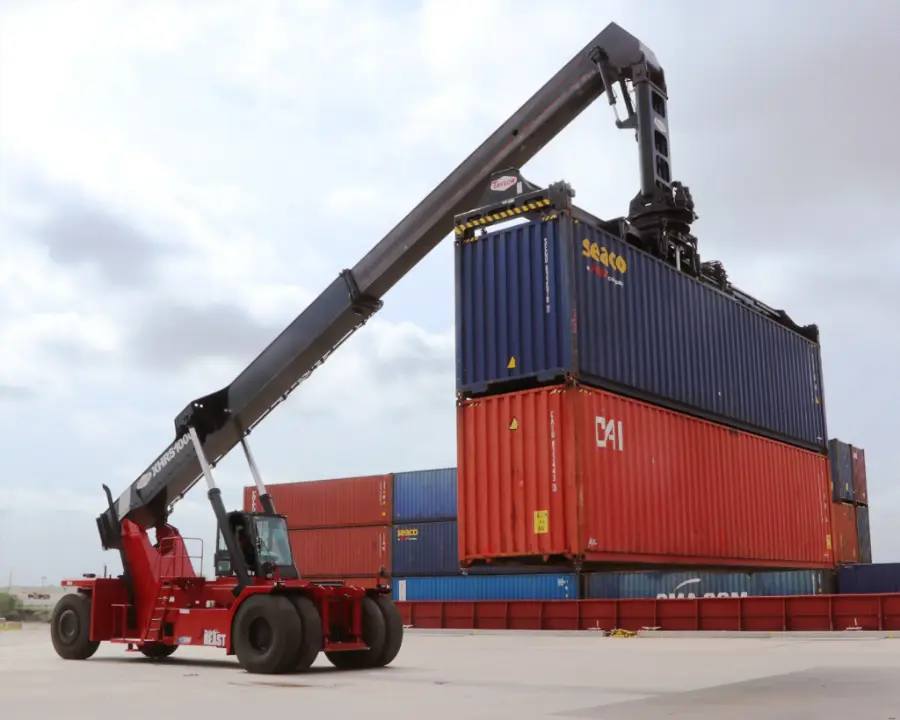 Taylor XHRS-1000 Reach Stacker Container Handler